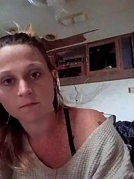 Queen2454 online show from April 11, 12:51 am