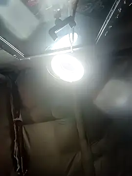 Queen2454 online show from March 17, 1:19 am