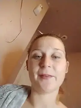 Queen2454 online show from September 28, 6:59 pm