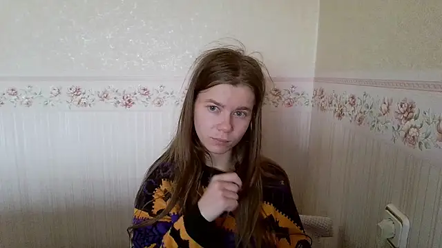Snapshot of 0nlyLola chatting on October 18, 7:10 am 0nlyLola online show from October 18, 7:10 am