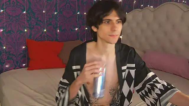 Ellis Rin online show from October 27, 8:54 pm