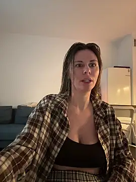 cuteagression1 online show from November 11, 7:14 am