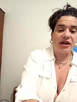 MoritaSalvaj online show from November 2, 2:05 am