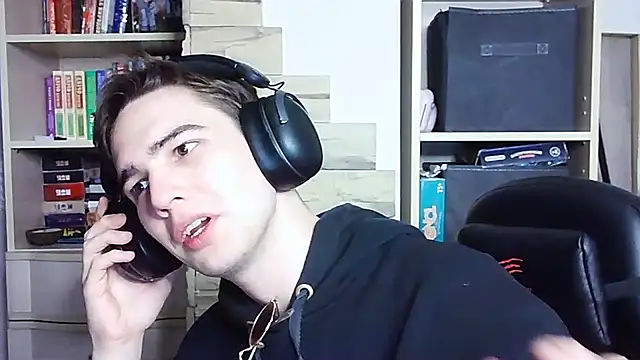 Snapshot of _Chris_Next_Door_ chatting on October 2, 3:04 pm  Chris Next Door  online show from October 2, 3:04 pm