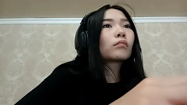 YukiShaapan online show from October 18, 11:23 am