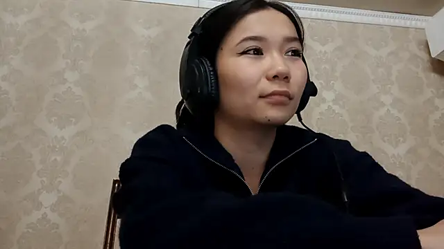 YukiShaapan online show from October 30, 6:16 pm