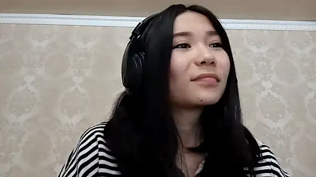 YukiShaapan online show from October 21, 12:15 pm