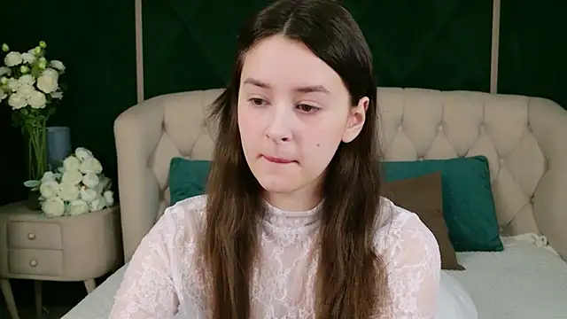 EvaSwen online show from April 18, 3:58 pm