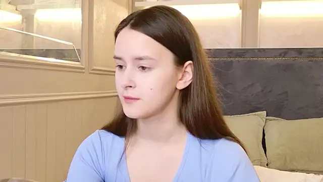 EvaSwen online show from April 12, 5:54 am