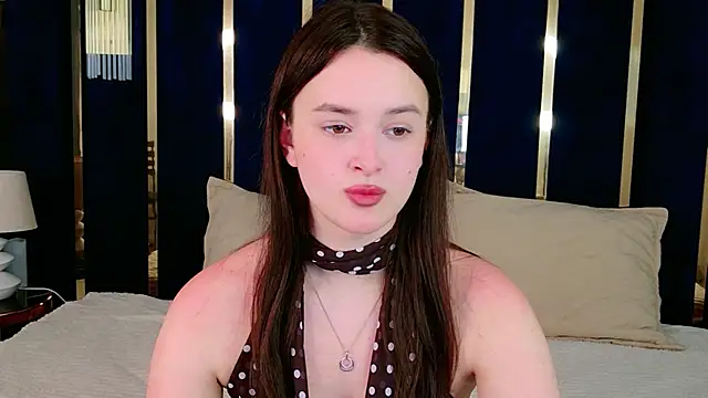 EvaSwen online show from July 11, 9:15 pm