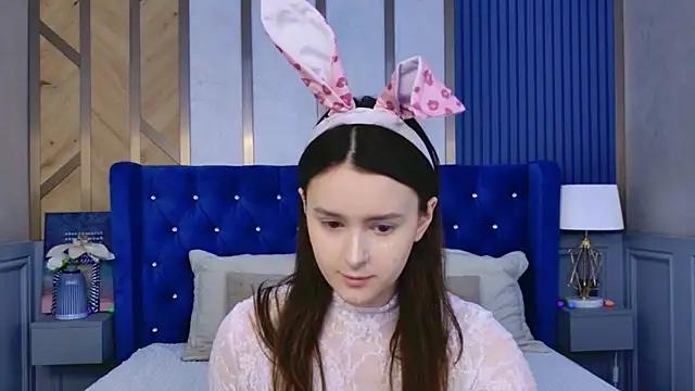 EvaSwen online show from April 4, 10:55 am