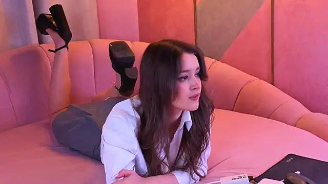 EvaSwen online show from November 23, 8:19 pm