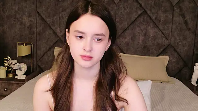 EvaSwen online show from April 19, 6:10 pm