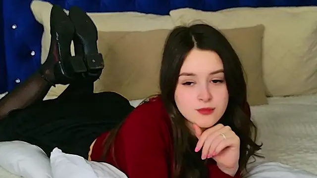 EvaSwen online show from March 22, 6:26 am