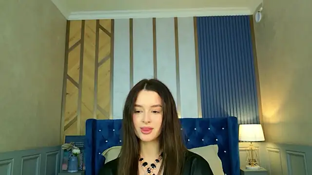 EvaSwen online show from June 12, 10:57 am