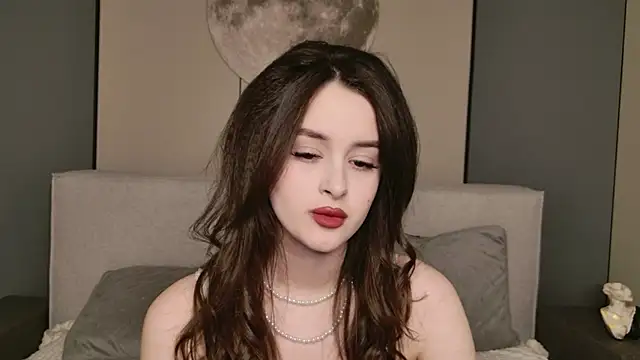 EvaSwen online show from March 15, 8:49 pm