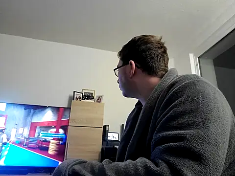 Snapshot of stivi2526 chatting on November 19, 10:43 pm stivi2526 online show from November 19, 10:43 pm