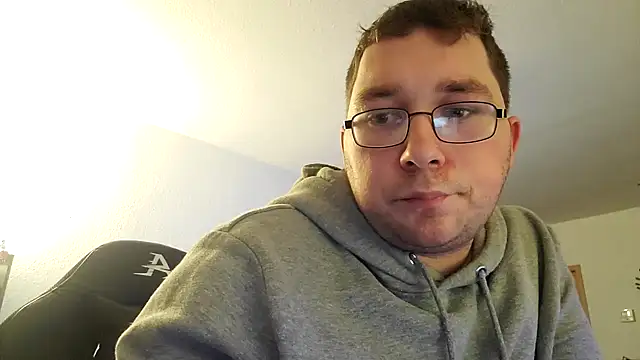 Snapshot of stivi2526 chatting on October 23, 8:29 pm stivi2526 online show from October 23, 8:29 pm