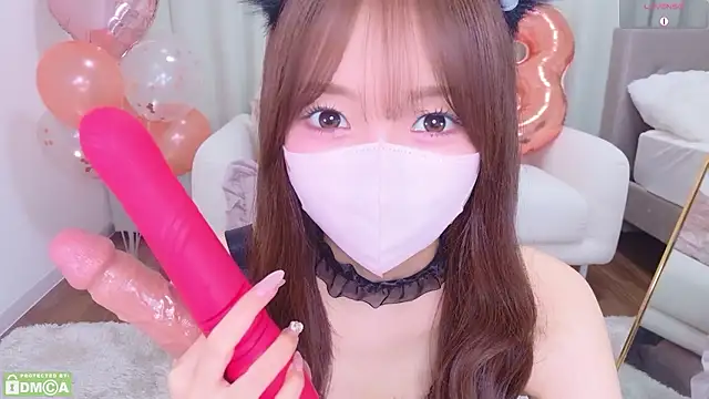 Snapshot of Seira__nn chatting on May 28, 1:17 pm Seira nn online show from May 28, 1:17 pm