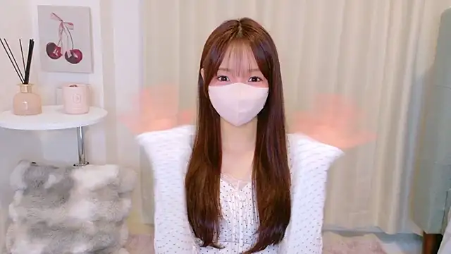 Snapshot of Seira__nn chatting on February 7, 4:31 am Seira nn online show from February 7, 4:31 am