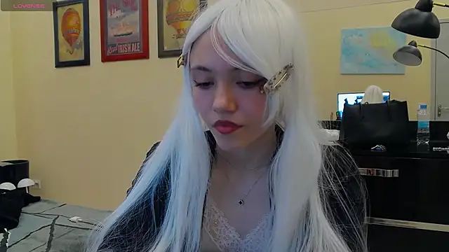 Snapshot of MissKotomiss chatting on October 5, 9:16 pm MissKotomiss online show from October 5, 9:16 pm