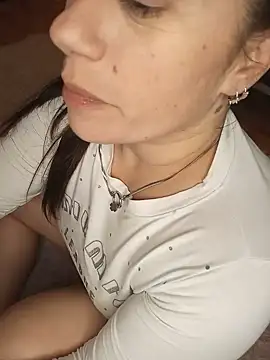 Amarteverdaderamente online show from July 21, 4:36 am