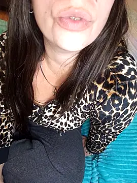 Amarteverdaderamente online show from April 10, 3:02 am