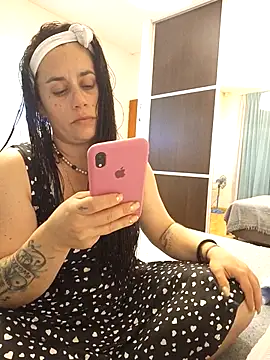 Snapshot of Amarteverdaderamente chatting on November 21, 2:32 am Amarteverdaderamente online show from November 21, 2:32 am