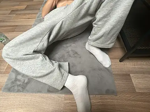 cuteboy19xxx online show from October 24, 3:00 pm