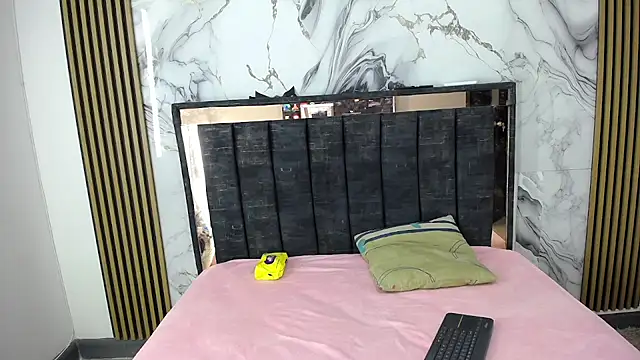 genesis and alex online show from February 24, 1:12 pm