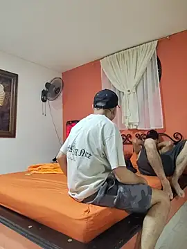 jovencolombianht online show from June 22, 5:26 am
