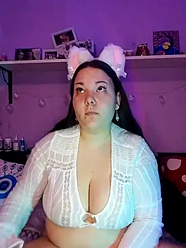 Snapshot of Flora66666 chatting on December 19, 8:55 pm Flora66666 online show from December 19, 8:55 pm