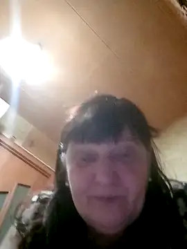 Apeesynka55211 online show from March 7, 9:31 pm