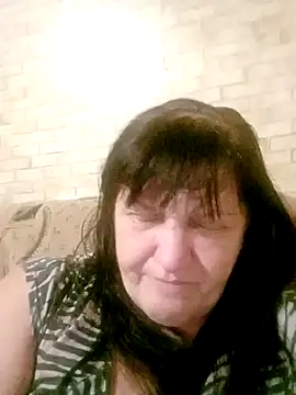 Apeesynka55211 online show from December 5, 7:45 pm