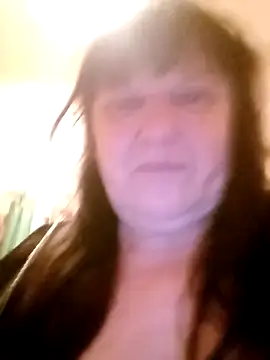 Snapshot of Apeesynka55211 chatting on February 3, 2:53 am Apeesynka55211 online show from February 3, 2:53 am