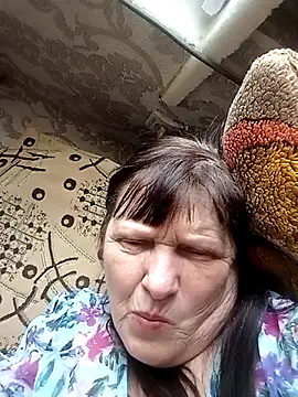 Snapshot of Apeesynka55211 chatting on March 2, 2:24 pm Apeesynka55211 online show from March 2, 2:24 pm