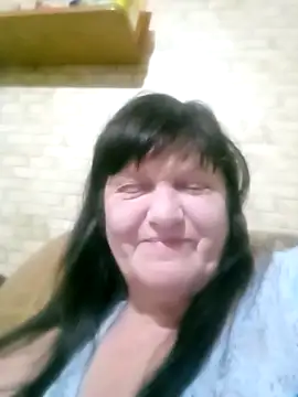 Snapshot of Apeesynka55211 chatting on November 3, 8:01 pm Apeesynka55211 online show from November 3, 8:01 pm