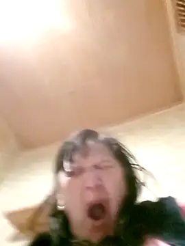 Snapshot of Apeesynka55211 chatting on February 23, 8:53 pm Apeesynka55211 online show from February 23, 8:53 pm