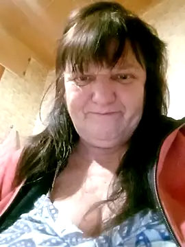 Snapshot of Apeesynka55211 chatting on February 3, 2:21 am Apeesynka55211 online show from February 3, 2:21 am