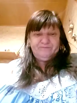 Snapshot of Apeesynka55211 chatting on November 19, 4:23 am Apeesynka55211 online show from November 19, 4:23 am