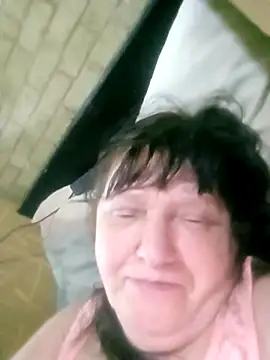 Apeesynka55211 online show from March 24, 11:38 pm