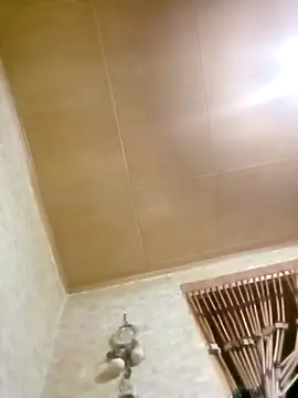 Snapshot of Apeesynka55211 chatting on November 9, 7:07 pm Apeesynka55211 online show from November 9, 7:07 pm