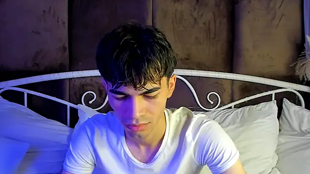 JaremyHarris online show from October 17, 11:23 am