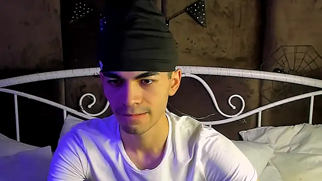 JaremyHarris online show from November 2, 8:36 pm