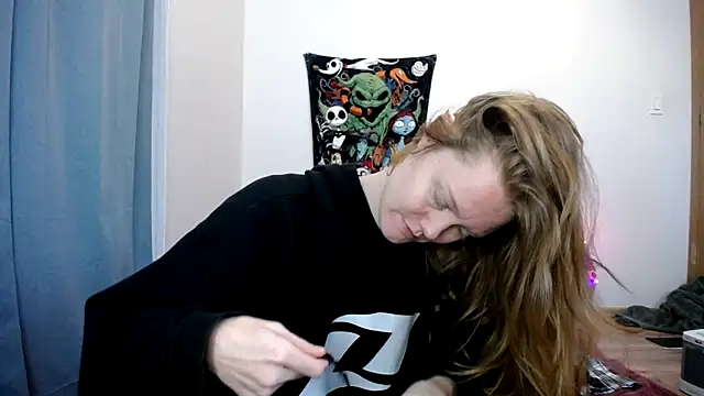 Snapshot of naughtyfox89 chatting on October 16, 4:37 pm naughtyfox89 online show from October 16, 4:37 pm