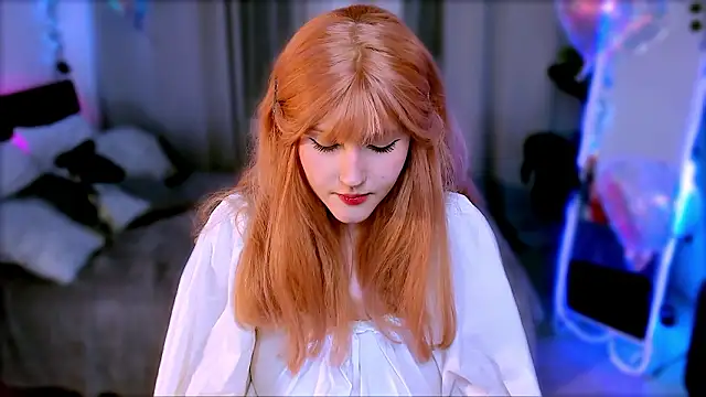 DelilahTaylor online show from February 12, 9:58 pm