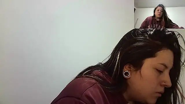 Honey Alix online show from November 15, 7:01 am