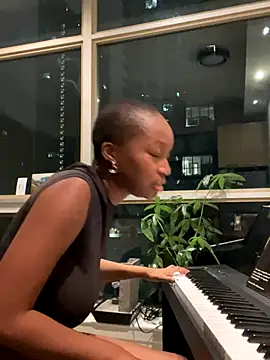 tia   fox online show from October 31, 7:16 am