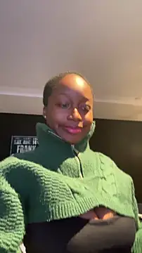 tia   fox online show from November 30, 10:10 pm