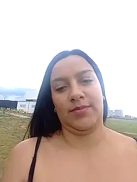 Snapshot of Sexy_Nayra_outdoors chatting on September 29, 8:14 pm Sexy Nayra outdoors online show from September 29, 8:14 pm